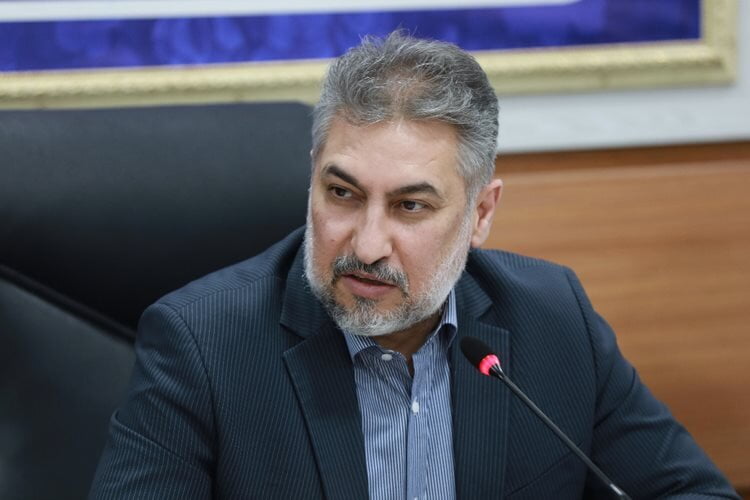 احتمالا از قله پیک ششم کرونا عبور کرده‌ایم/ تولید واکسن امیکرون توسط 2 شرکت ایرانی  