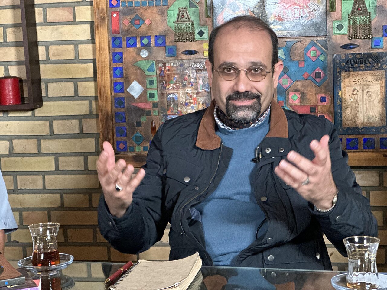 ایران راه حل غیرپلورالیستیک ندارد / راهبردهای نیروهای سیاسی، حاصل گفت‌وگوی نقادانه نیست / راه نونهادگرایان، مساله یاب و گشایشگر