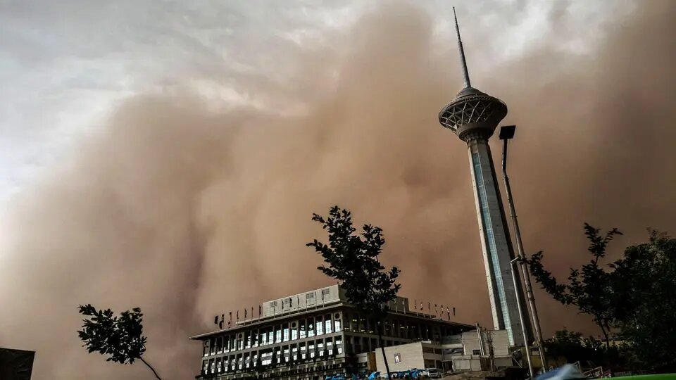 باد شدید و طوفان در راه پایتخت؛ شهروندان از سازه‌های سست دور شوند - خبرگزاری مهر | اخبار ایران و جهان