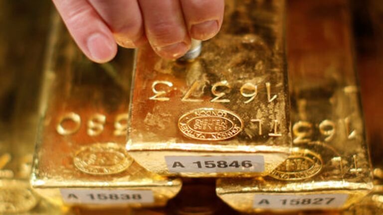 طلای جهانی عقب‌نشینی کرد - ایسنا